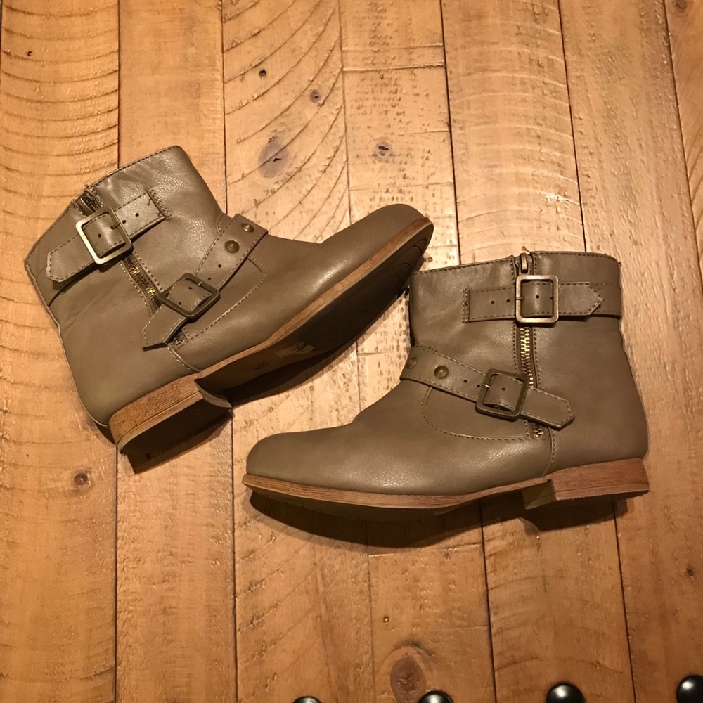 Charlotte Russe Ankle Boots